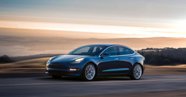 OpenGraph image for theverge.com/2017/7/31/16069960/tesla-model-3-not-luxury-car-options-model-s