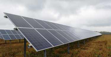 OpenGraph image for theverge.com/2018/1/22/16921450/trump-tariffs-solar-cells-panels-jobs-clean-energy-imports-china-suniva-solarworld?utm_campaign=theverge&utm_content=chorus&utm_medium=social&utm_source=twitter