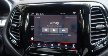 OpenGraph image for theverge.com/2018/2/14/17013016/fiat-chrysler-ota-update-problem-jeep