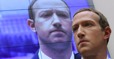 OpenGraph image for theverge.com/2019/12/12/21013273/ftc-facebook-mark-zuckerberg-whatsapp-messenger-instagram-privacy-interoperability