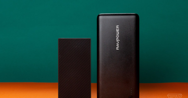 OpenGraph image for theverge.com/this-is-my-next/2018/8/17/17704494/best-battery-pack-charger-usb-c-charge-smartphone