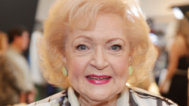 OpenGraph image for tmz.com/2021/12/31/betty-white-dead-dies-golden-girls/?adid=social-twa