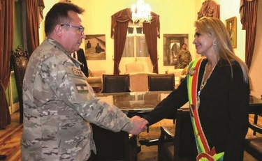 OpenGraph image for urgente.bo/noticia/kaliman-%C3%A1%C3%B1ez-cu%C3%A1ndo-usted-sea-presidenta-me-va-poder-dar-%C3%B3rdenes