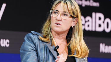 OpenGraph image for vanityfair.com/news/2019/08/nancy-dubucand-big-investor-hoping-for-an-exit-strategy-cbs-viacom