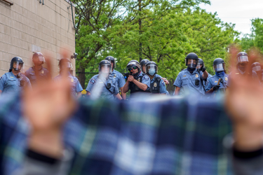 OpenGraph image for vice.com/en_us/article/pkyb9b/far-right-extremists-are-hoping-to-turn-the-george-floyd-protests-into-a-new-civil-war