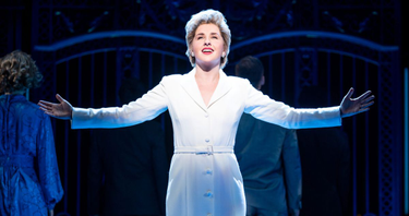 OpenGraph image for vulture.com/2021/11/theater-review-diana-musical-broadway.html