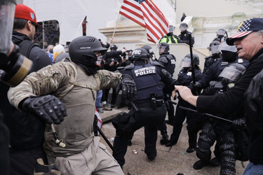 OpenGraph image for washingtonexaminer.com/news/gordon-sondland-wears-55-000-watch-for-impeachment-testimony?_amp=true&__twitter_impression=true