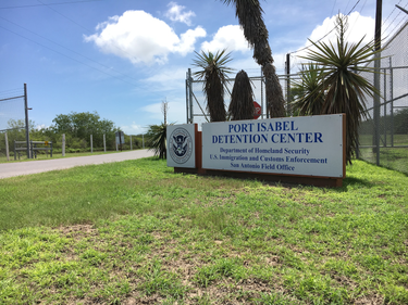 OpenGraph image for washingtonpost.com/local/immigration/desperate-to-get-children-back-migrants-are-willing-to-give-up-asylum-claims-lawyers-say/2018/06/24/c7fab87c-77e2-11e8-80be-6d32e182a3bc_story.html?noredirect=on&utm_term=.c2906d3b28b6