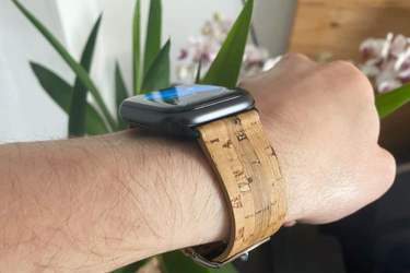 OpenGraph image for watchgeneration.fr/tests/2020/09/prise-en-main-des-bracelets-en-liege-de-nuuk-pour-les-apple-watch-10435