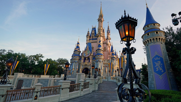 OpenGraph image for wfla.com/news/florida/texas-judge-invites-disney-world-to-relocate-calls-florida-authoritarian-anti-business/amp/