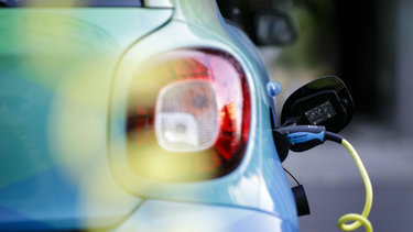 OpenGraph image for wiwo.de/unternehmen/auto/falsche-zahlen-steile-thesen-die-mythen-der-e-auto-kritiker/23906014-all.html